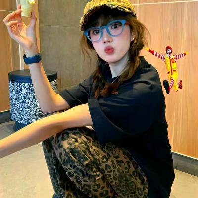 像恶魔的女人